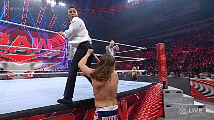 Riddle vs. The Miz: Raw, June 6, 2022