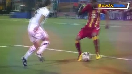 Fifa World Cup 2010 Skills [beauty Skills Special Volume] - H