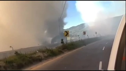Фабрика за фойерверки избухна в Колумбия ... .