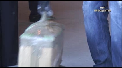 12 тона хашиш са открити в склад в с. Мировяне 05 Юли 2012