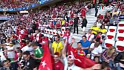 Как се забавляват испанци и турци преди мача?