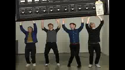 Franz Ferdinand - Cant stop feeling