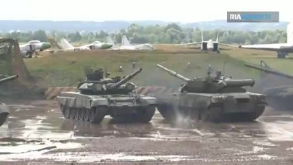 Руски танкове танцуват балет
