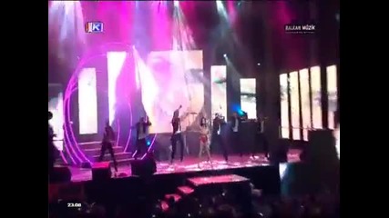 Inna - Sun is up ( Balkan Awards ) 2011