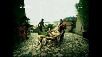 Snoop Dogg ft. Pharrell - Beautifull