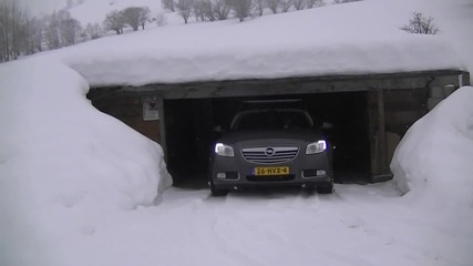 Opel Insignia Sports Tourer 4x4 In Snow