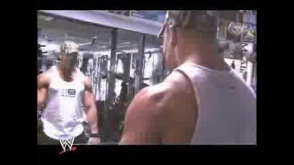 John Cena Във Фитнес Зала 