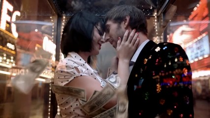 Katy Perry - Waking Up In Vegas