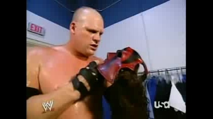 Monday 26th June 2006 - Kane Takes Mask