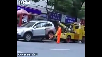 Недоволна жена шофьор си тръгна с''паяка''