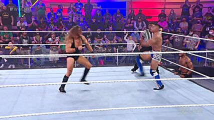 Pete Dunne vs. Carmelo Hayes: WWE NXT, Nov. 9, 2021