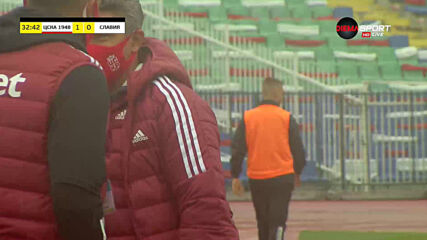 Камбуров реализира своя гол №243 в елита на българския футбол