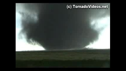 Huge Manitoba Tornado June 23 2007
