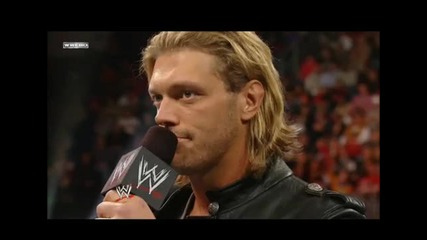 Марис целува Yoshi Tatsu пред Luckt Cannon 