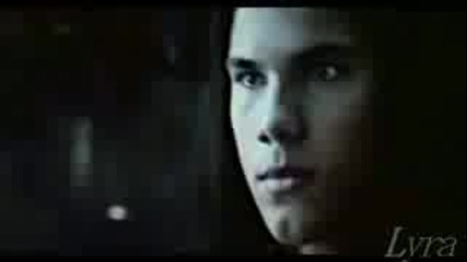 The Twilight Saga : New Moon Trailer.