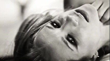 Лора Караджова ft. 100 Кила - Спуснати завеси (official Video - 2011)