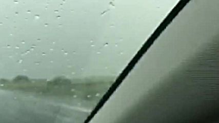Порой затруднява движението по магистрала „Тракия”