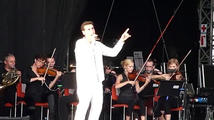 Hd - Serj Tankian - Electron New Song (live) @ Frequency 2010