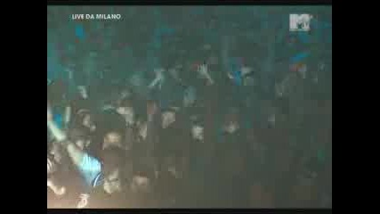 Rihanna - Take A Bow Live