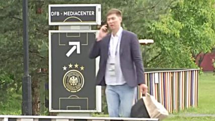 Германия кацна в Русия, за да защитава трофея си