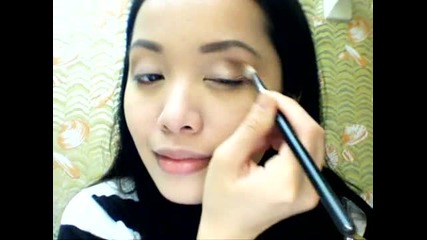 Направи си грим Makeup For Glasses 