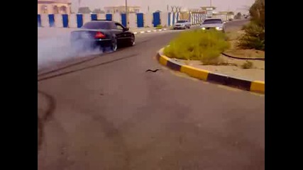 Mercedes - Burnout (къса Гумата)