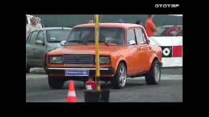 Lada Руската Машина Наказва Skoda Raptor Drag Race 