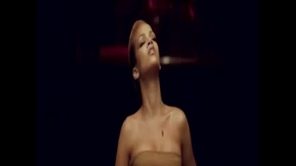 Rihanna - Russian Roulette ( Official Video ) 