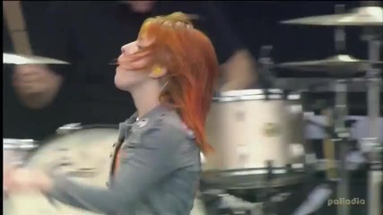 Paramore Misery Business live Hurricane Festival
