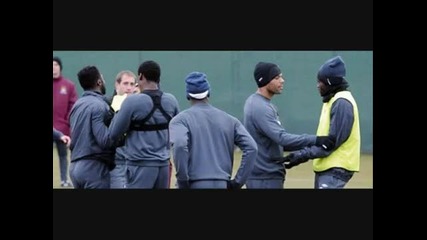 Emmanuel Adebayor и kolo ture се сбиха по време на тренировка! 