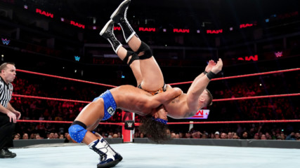 Bobby Roode & Chad Gable vs. The Revival - Raw Tag Team Championship Match: Raw, Dec. 24, 2018