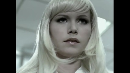 *превод* The Cardigans - Hanging Around (official Video)