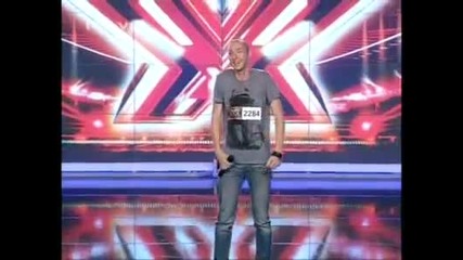 Момче Разби Журито С Танц И Глас X Factor България! 11 09 2011