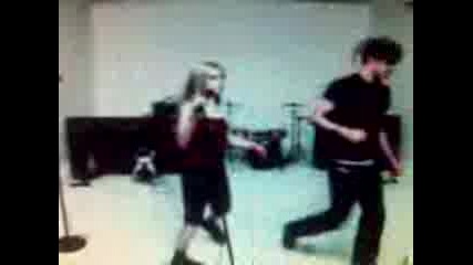 Avril Lavigne - He Wasnt