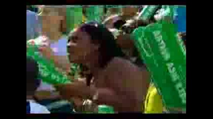 Rihanna - Pon De Replay (live)
