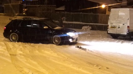 Audi Rs4 на снега