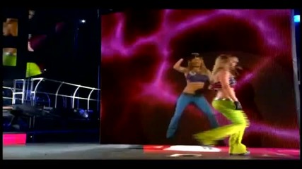 Britney Spears : Live From Las Vegas ( H D ) - Lonely 
