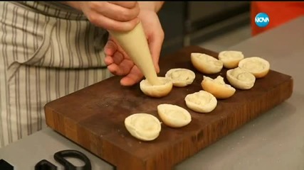 Кардамонени хлебчета с крем от марципан - Бон апети (12.02.2016)