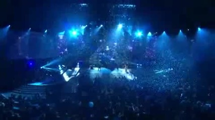 Selena Gomez & the Scene - A Year Without Rain Peoples Choice Awards 2011 (hd) 