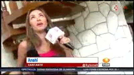 Анаи пуска видеото си "раздвоена"