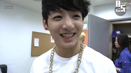 [eng] 130704 Bangtan Bomb - Jungkook It s hot right