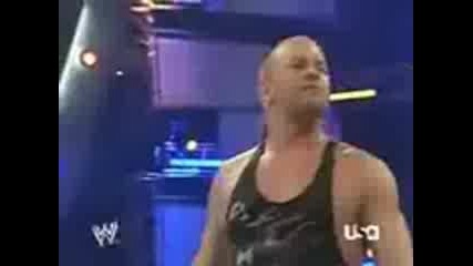 Wwe - Rob Van Dam Vs Santino Marella 