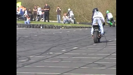 Stunt moto