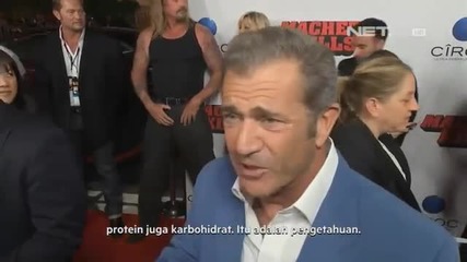 Репортаж - Мел Гибсън говори за Непобедимите 3