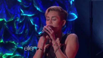 Miley Cyrus Performs 'we Can't Stop'