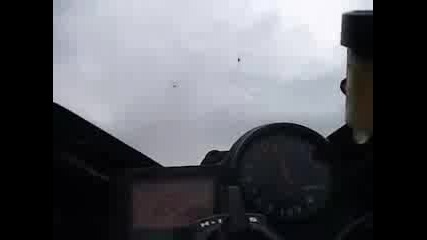 303 km/h - с мотор