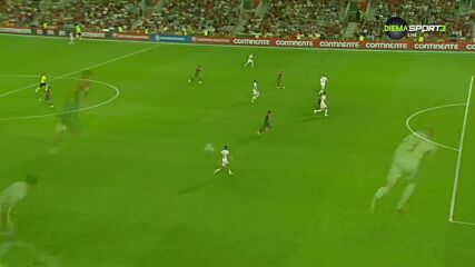 8:0 за Португалия след попадение на Бруно Фернандеш