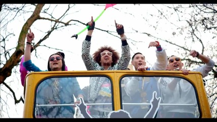 Превод ! Far East Movement Ft. Justin Bieber & Lmfao - Live My Life ( Party Rock Remix )