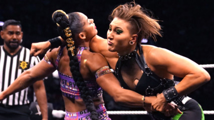 Rhea Ripley lowers the boom on Bianca Belair: NXT TakeOver: Portland (WWE Network Exclusive)