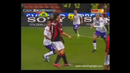 Fantastic Ibrahimovic Goal, Milan 1 - 0 Fiorentina [20.11.10]